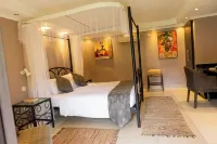 Casa Mia Lodge & Restaurant