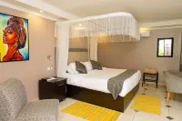 Casa Mia Lodge & Restaurant