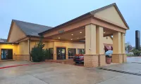 Trident Inn & Suites New Orleans - parkir