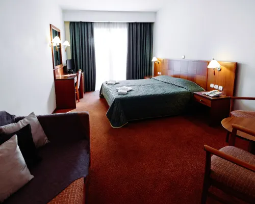 Athens Mirabello Hotels near Omonoia