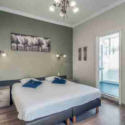 New Hotel de Lives Rooms