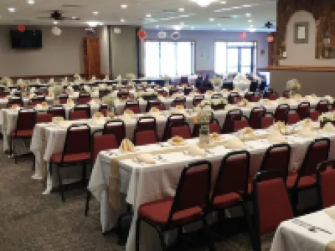 Econo Lodge Inn & Suites Brookings Hotels in Brookings