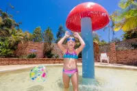 BIG4 Happy Hallidays Holiday Park - Beach