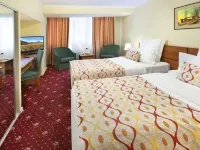 Ani Plaza Hotel Hotels near Matenadaran