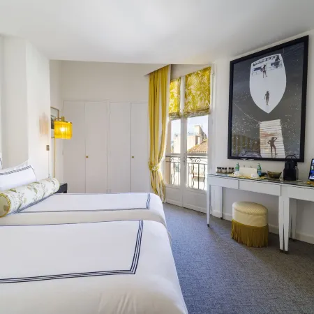Hôtel le Y