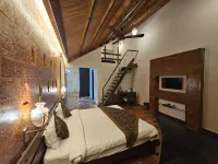 The Celebration Van Vilas Hotels in Mandla