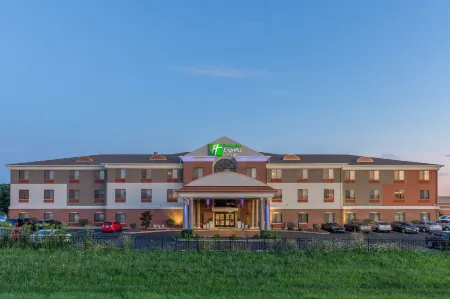 Holiday Inn Express & Suites O'Fallon/Shiloh Отели в г. Сент-Клэр