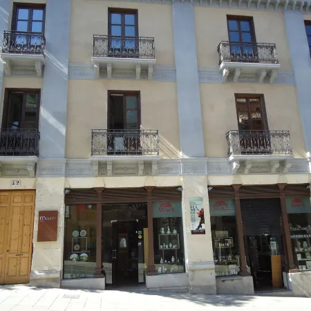 Apartamentos Turísticos Mauror