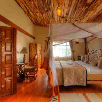 Naivasha Kongoni Lodge - Lakefront Getaway Rooms