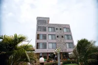 Plus 33 Hotel Hotels in Tema Metropolitan