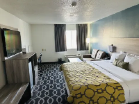 Baymont by Wyndham Piqua Hotels in Miami County