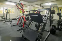 Sunbay Hotel - gimnasio