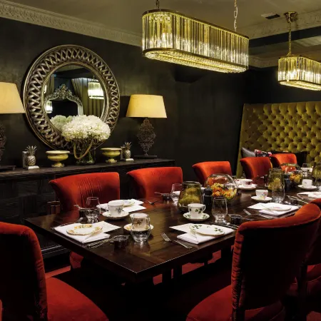 Distinction Dunedin Hotel Отели рядом с достопримечательностью «Рослин»