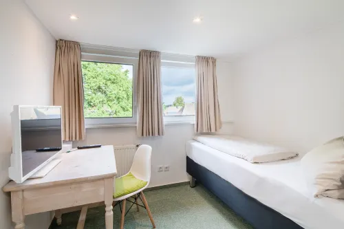 Hotel Hopener Wald ,Self Check IN Hotels in Diepholz