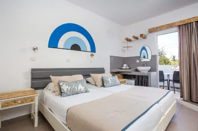 Tinas Plus Hotel