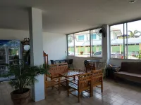 타왓 호텔 랑 수안 호텔