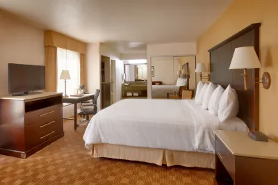Cortona Inn and Suites Anaheim Resort Hotel a Anaheim City Center