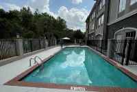 La Quinta Inn & Suites by Wyndham Baton Rouge Denham Springs