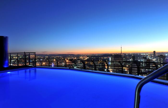 The Parktonian All - Suite Hotel