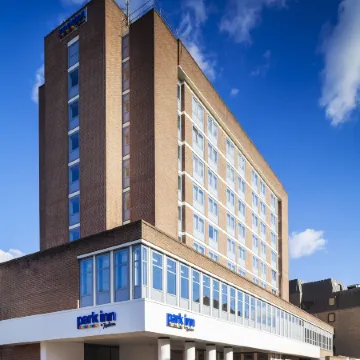 Radisson Hotel York Отели рядом с достопримечательностью «Монастырь-музей Бар»