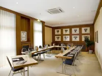 Ramada by Wyndham Muenchen Airport Hotels in Oberding