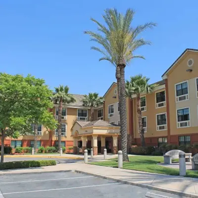 La Quinta Inn & Suites by Wyndham Ontario Airport Hotels in Ontario