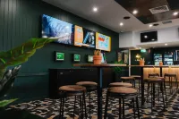 The Club Hotel - bar