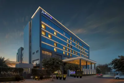 Radisson Blu Faridabad Hotel a 
