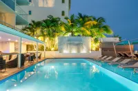 South Gap Hotel - Pools