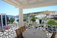 Azka Hotel - Deniz Manzaralı