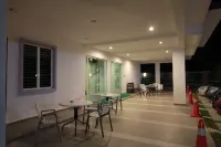 Kompo Villa 2 - Guest houses