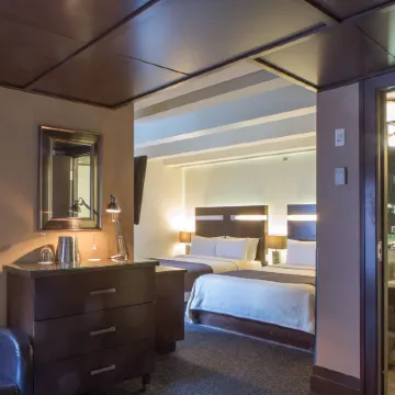 Hôtel Sainte-Anne Отели рядом с достопримечательностью «Пляс Ройяль»