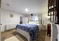 Ballymultimber Cottages - Traditional Cottages on the Causeway Coast - parking