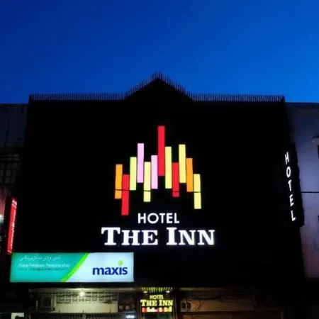 The Inn Hotel Отели рядом с достопримечательностью «Мечеть Абидин»