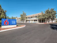 Motel 6 Redding, CA - South Hotels in Redding