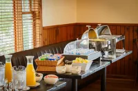 Flagship Inn - breakfast
