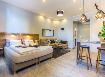 Number 1 Deluxe Apartments