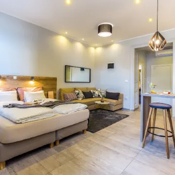 Number 1 Deluxe Apartments