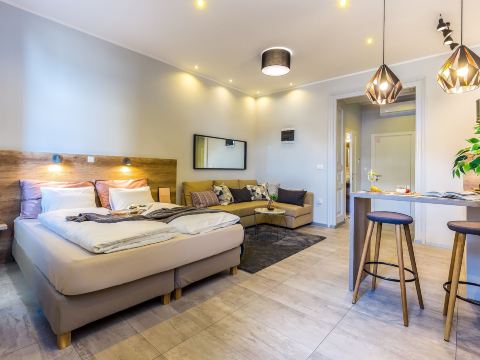 Number 1 Deluxe Apartments