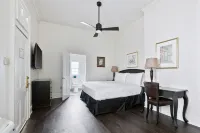 Historic Streetcar Inn Hotels in New Orleans
