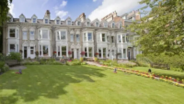 懷特蘭洛奇酒店 酒店