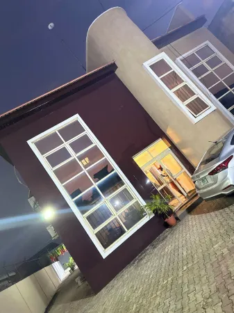 Posh Hotel and Suites Ikeja