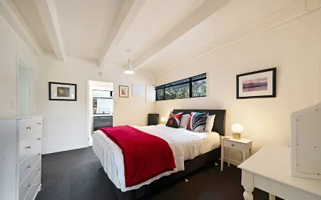 Maison de Rose Отели рядом с достопримечательностью «Elements Surf»