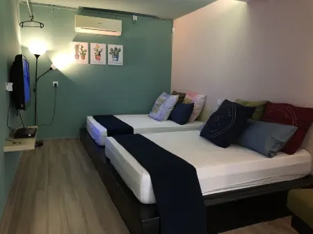 Beds in Garden Hostel Sdn Bhd