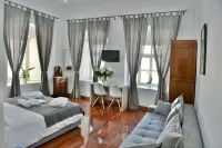 Douskos Port House Hotels in Neapolis