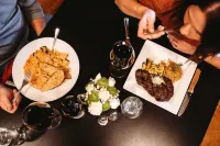 Oregon Garden Resort Hotels in Silverton