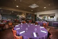 Brit Hotel Rennes le Castel - พร้อมอาหารเช้า
