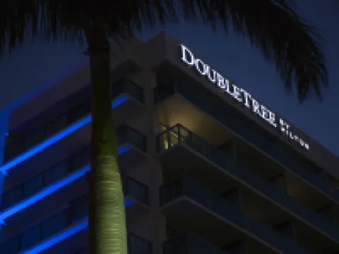 DoubleTree Resort by Hilton Hollywood Beach ハリウッドのホテル