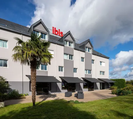 ibis Quimperle Отели в г. Редене