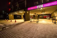 Baron Zotel Bangkok - Pysäköinti